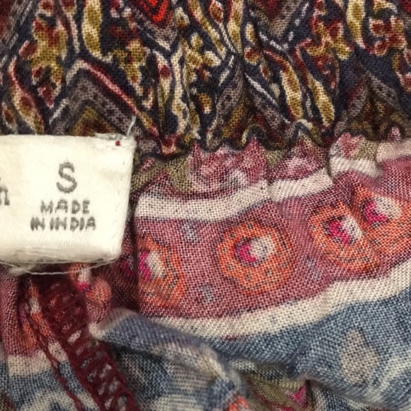 Abercrombie and Fitch printed pattern shorts small - Picture 4 of 4